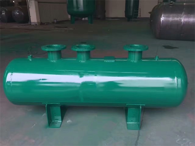 1679991473376569.jpeg 富民富民富民蒸汽分气缸1.jpeg
